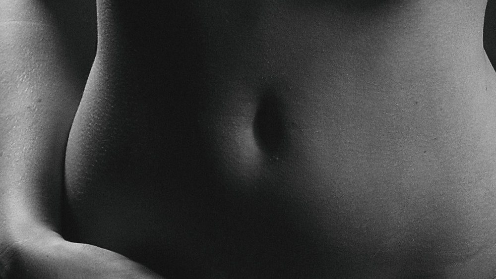 How do I get a flat stomach?